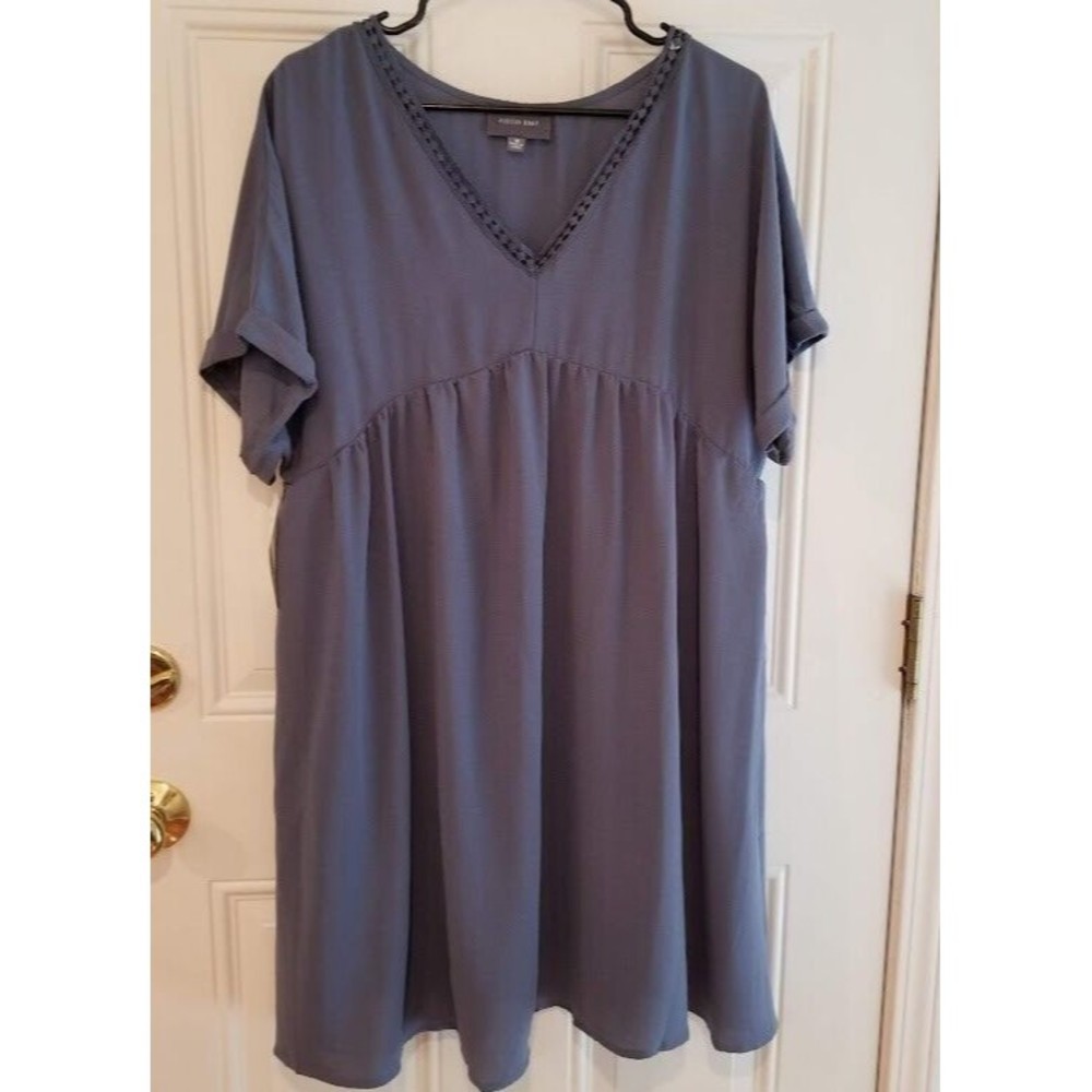 Hudson Gray NWT Dress Women's Sz M Blue Babydoll Dress Lined Vneck Pockets